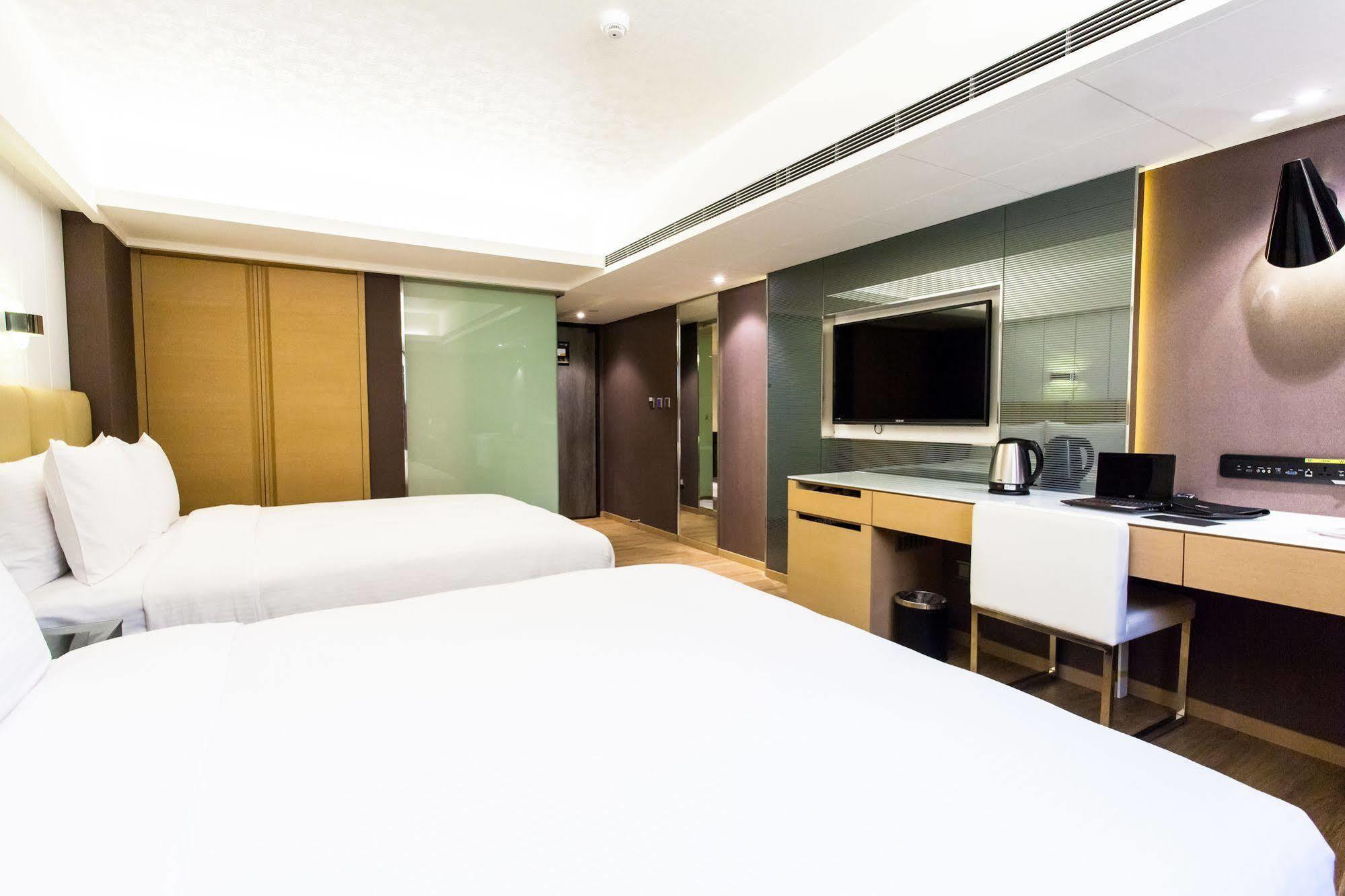 The Cloud Hotel Kaohsiung Exterior foto